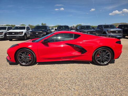 Used 2025 Chevrolet Corvette Stingray Preferred Cpe w/ Z51 Performance Package RWD image 10