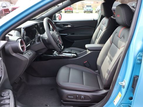 New 2026 Chevrolet Trax RS w/ Driver Confidence Package image 8