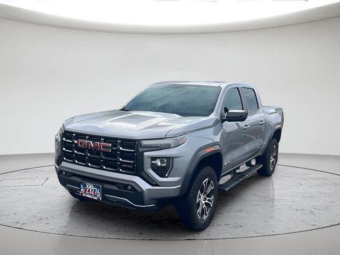 Used 2023 GMC Canyon AT4 w/ AT4 Premium Package AWD/4WD image 8