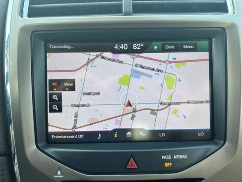 Used 2013 Lincoln MKX AWD image 12