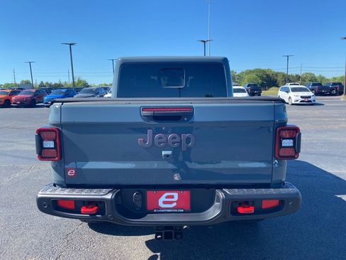 New 2026 Jeep Gladiator Rubicon AWD/4WD image 6