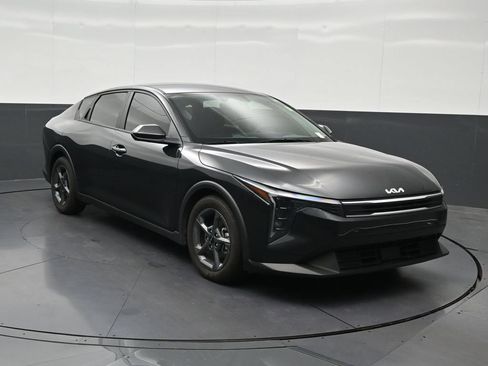 Used 2025 Kia K4 FWD image 8