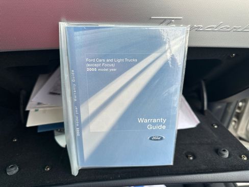 Used 2005 Ford Thunderbird image 48