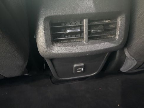 Used 2019 GMC Terrain SLE w/ Driver Convenience Package image 18