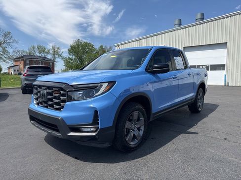 Certified 2024 Honda Ridgeline TrailSport image 3
