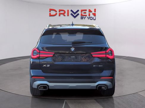 Used 2022 BMW X3 sDrive30i w/ Premium Package image 4