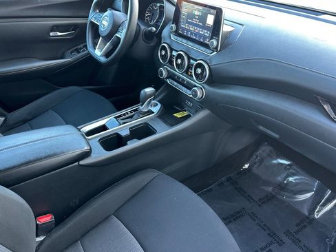 Used 2023 Nissan Sentra SV image 18