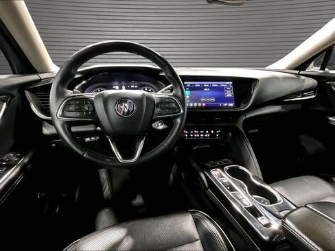 Used 2021 Buick Envision Essence w/ Technology Package I FWD image 8