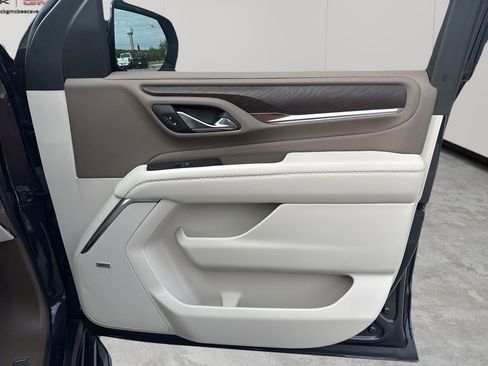 Certified 2023 GMC Yukon XL Denali image 13