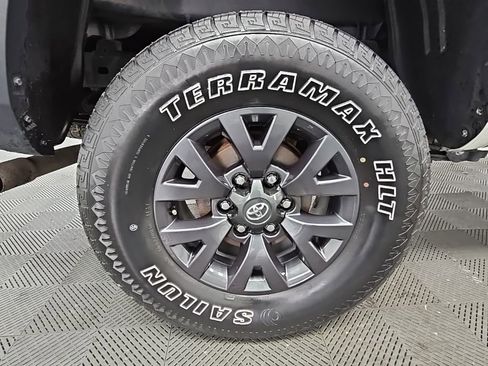 Used 2023 Toyota Tacoma TRD Off-Road image 44