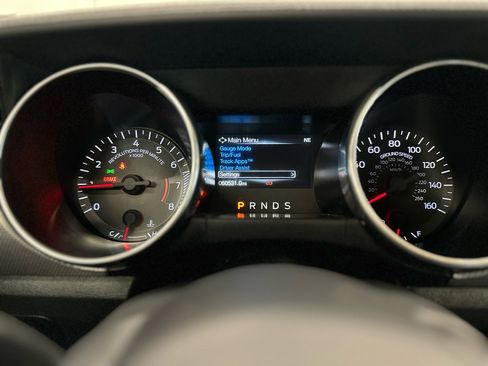 Used 2019 Ford Mustang Convertible w/ Equipment Group 101A image 23