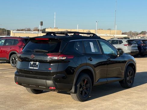 New 2026 Nissan Rogue SV image 6