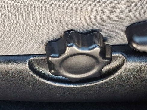 Used 2021 Toyota Tacoma SR image 27