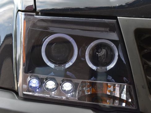 Used 2010 Nissan Xterra X AWD/4WD image 35
