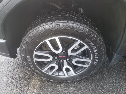 Used 2023 GMC Sierra 1500 AT4 image 22