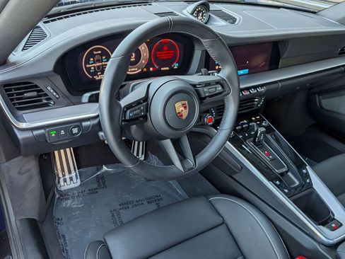 Certified 2025 Porsche 911 Carrera S RWD image 4