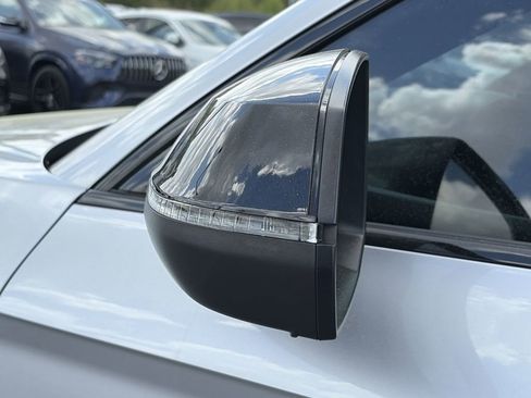 Used 2023 Audi SQ5 Premium Plus w/ Premium Plus Package image 32