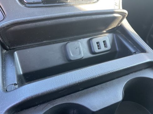 Used 2019 Chevrolet Tahoe Premier w/ RST 6.2L Performance Edition image 33