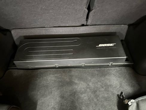 Used 2017 Nissan Leaf SV w/ Premium Package image 12