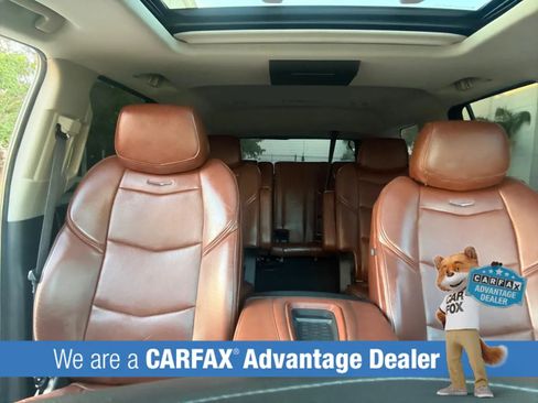Used 2015 Cadillac Escalade Luxury AWD/4WD image 49