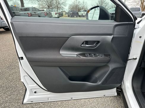 New 2026 Nissan Kicks S FWD image 10