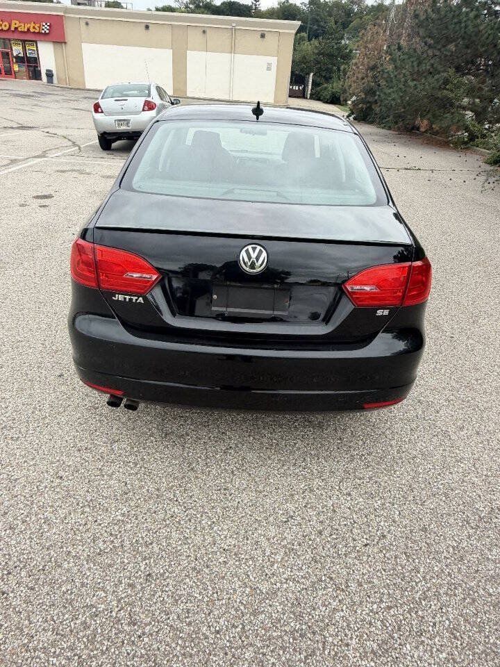 Used 2014 Volkswagen Jetta SE FWD image 3