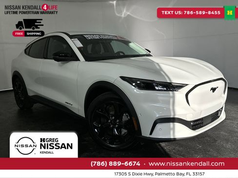 Used 2024 Ford Mustang Mach-E Select image 1