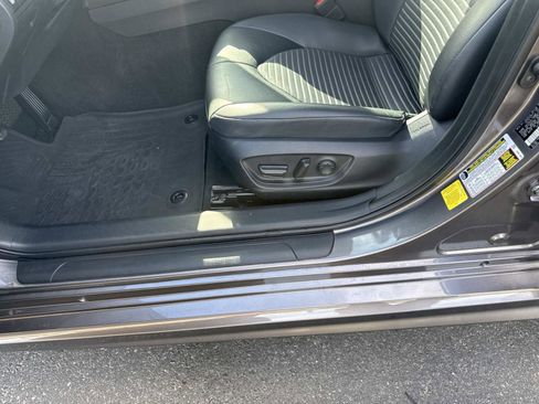 Used 2023 Toyota Camry SE FWD image 17