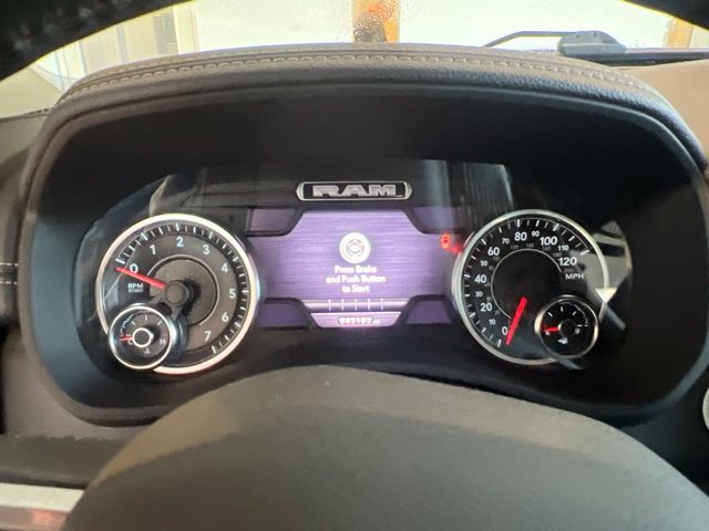 Used 2019 RAM 2500 Laramie AWD/4WD image 16