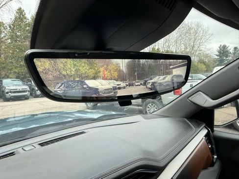 Used 2024 GMC Sierra 1500 Denali w/ Technology Package image 31