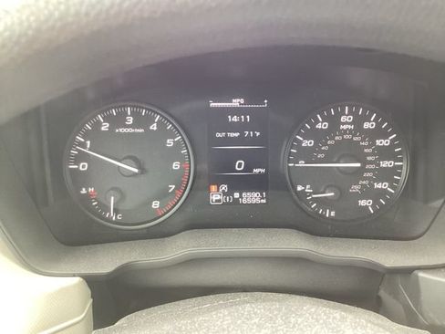 Used 2025 Subaru Forester AWD/4WD image 11