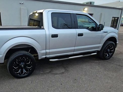 Used 2017 Ford F150 XLT image 8