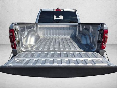 Used 2019 RAM 1500 Laramie w/ Sport Appearance Package AWD/4WD image 6