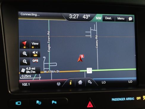 Used 2016 Ford Explorer Platinum image 9