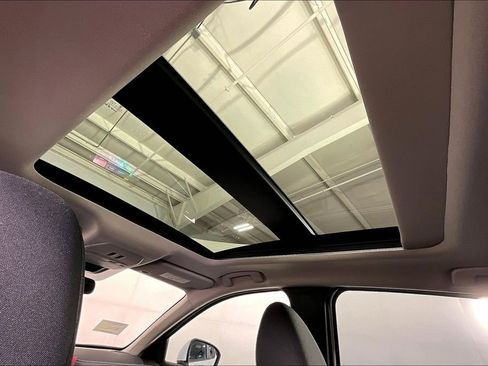 New 2025 Nissan Kicks SV w/ SV Premium Package image 25