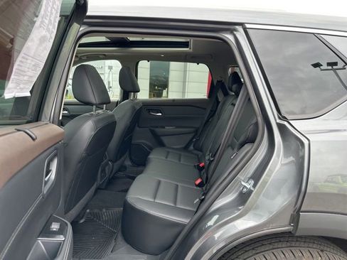 Certified 2023 Nissan Rogue SV w/ SV Premium B Package AWD/4WD image 13
