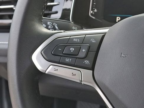 Used 2025 Volkswagen Jetta SEL image 24