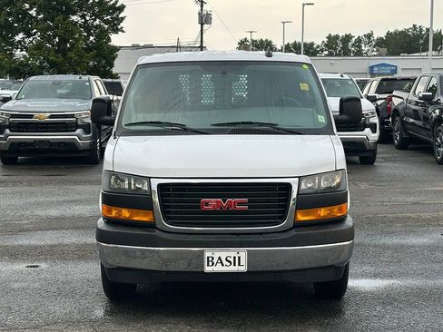 Used 2025 GMC Savana 2500 w/ Driver Convenience Package RWD image 3