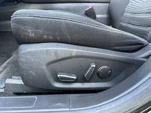 Used 2016 Ford Fusion SE FWD image 11