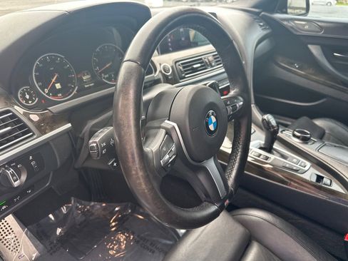 Used 2018 BMW 640i Convertible image 26