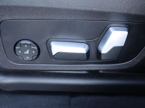 Used 2023 BMW X3 xDrive30i w/ Premium Package image 15