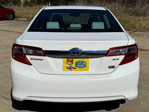 Used 2012 Toyota Camry XLE image 4
