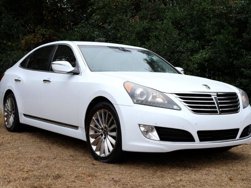 Used 2016 Hyundai Equus Signature image 7