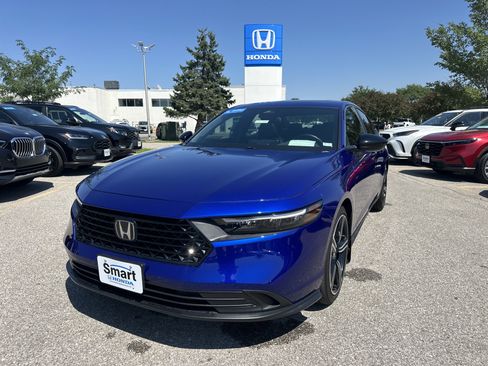 Used 2023 Honda Accord Sport image 1