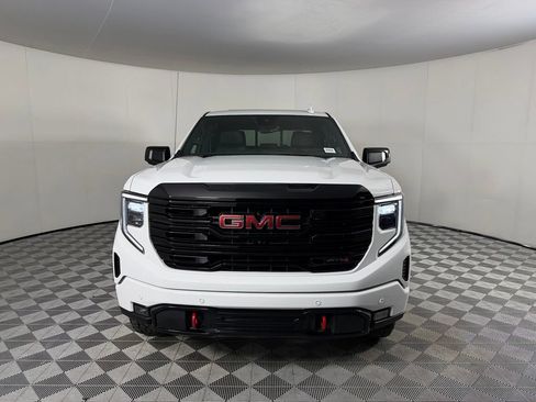 Used 2024 GMC Sierra 1500 AT4 w/ Technology Package AWD/4WD image 3