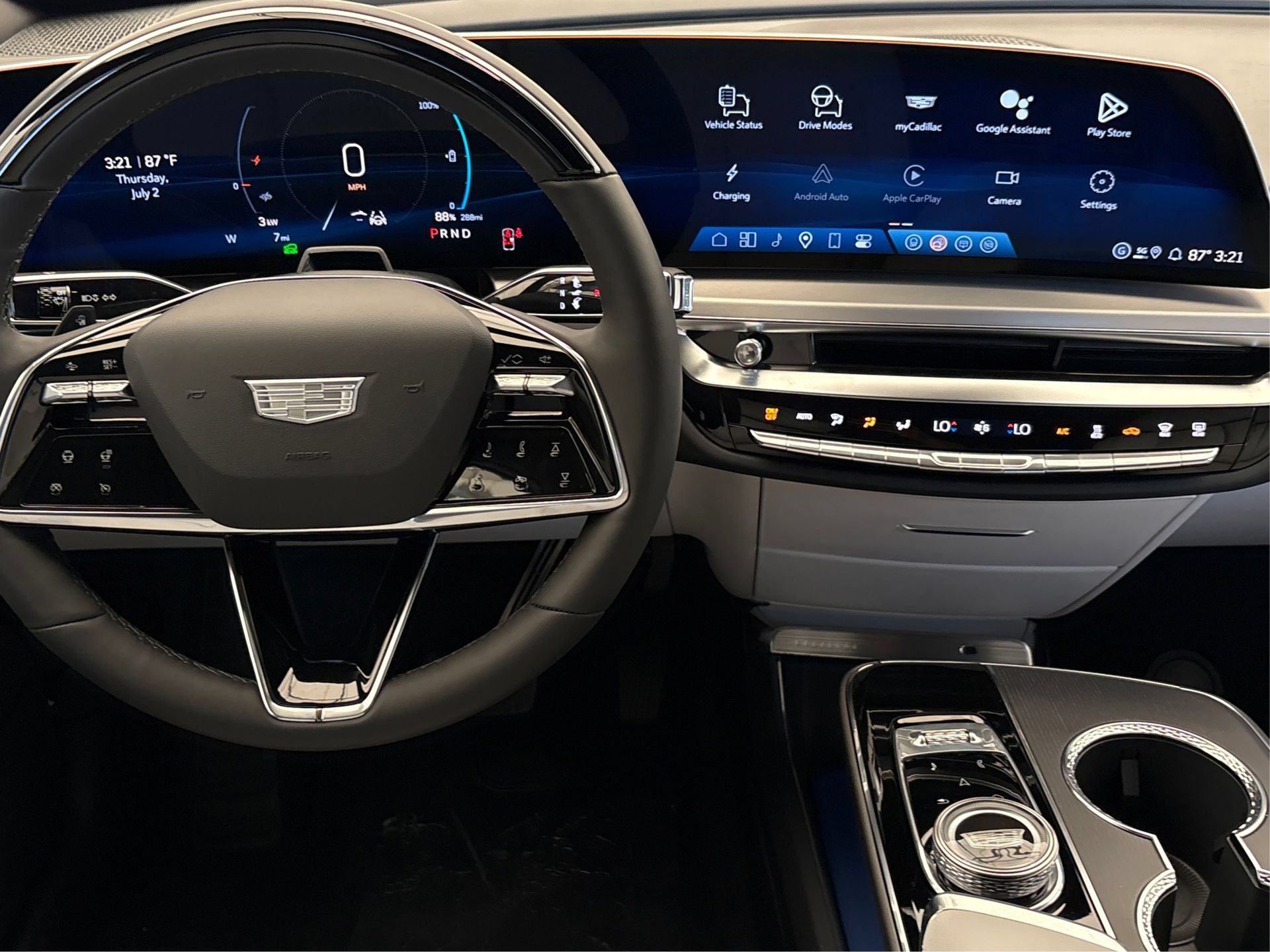 New 2026 Cadillac Lyriq Luxury RWD image 16