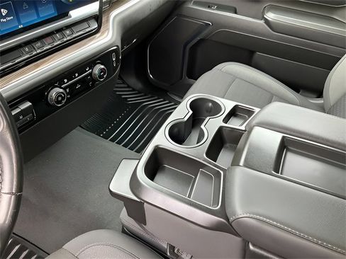 Used 2024 Chevrolet Silverado 2500 LT image 13