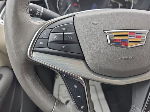 Used 2020 Cadillac XT5 Premium Luxury w/ LPO, Floor Liner Package image 21