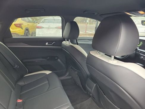 Used 2025 Kia K5 GT-Line image 31