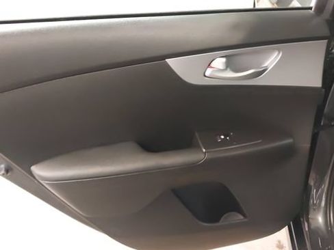 Used 2023 Kia Forte LXS FWD image 34